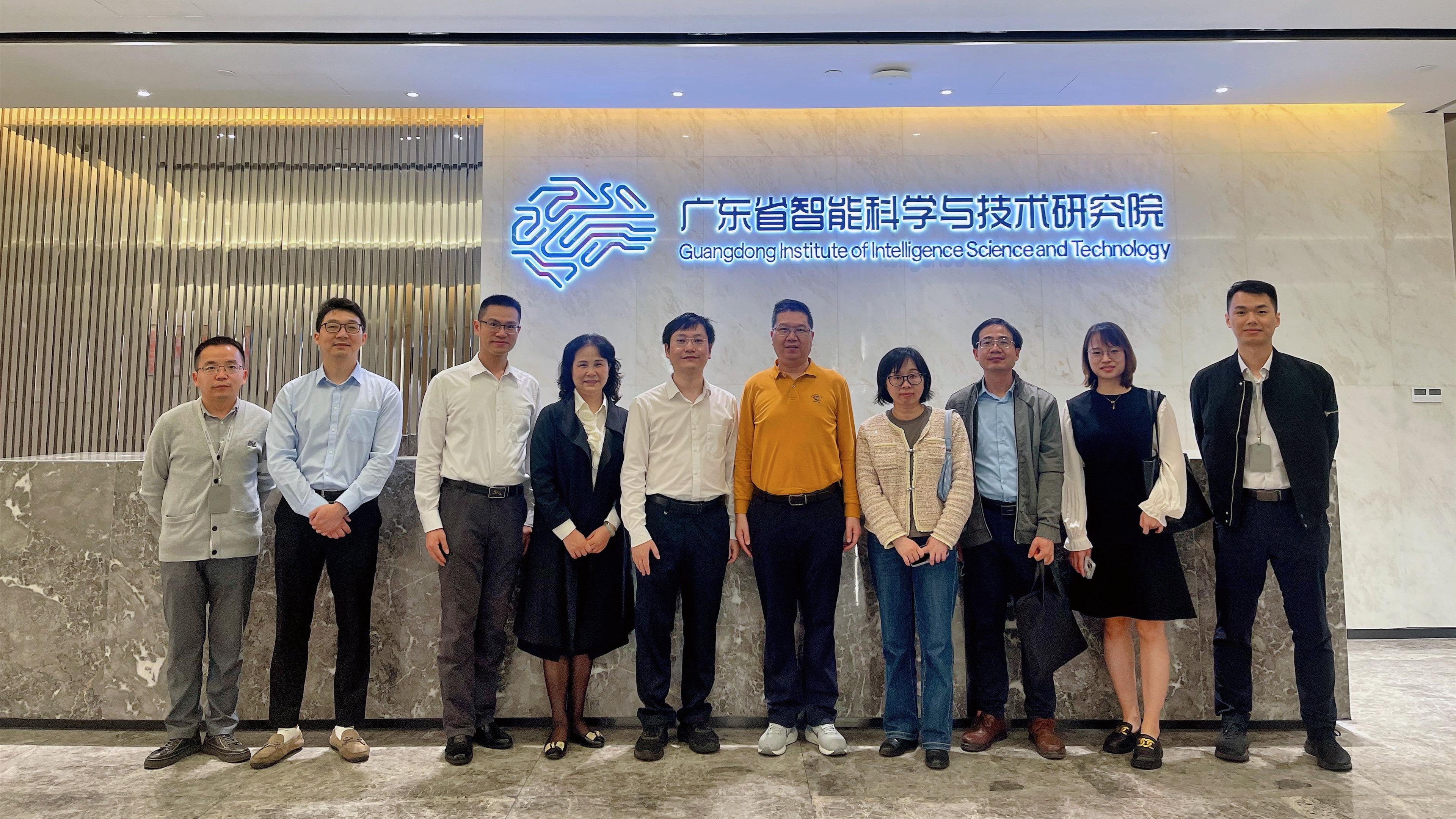 廣東省科技廳林光美處長一行蒞臨廣東省智能院調(diào)研指導(dǎo)